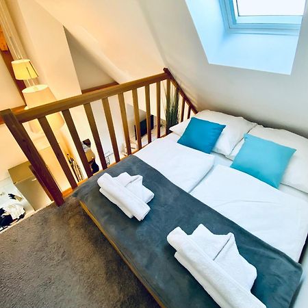 Apartment Schleusentor - Ferienwohnung Maisonette Rostock Eksteriør bilde