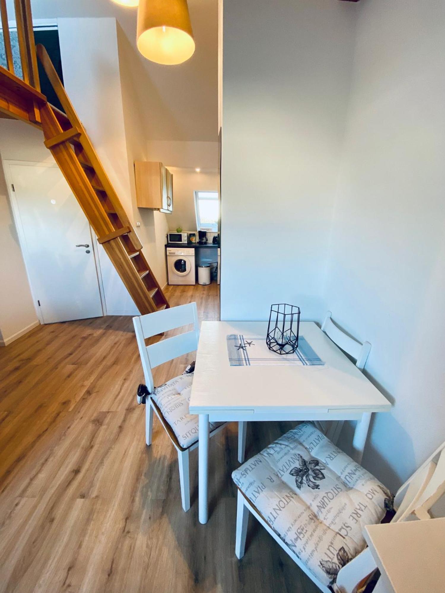 Apartment Schleusentor - Ferienwohnung Maisonette Rostock Eksteriør bilde